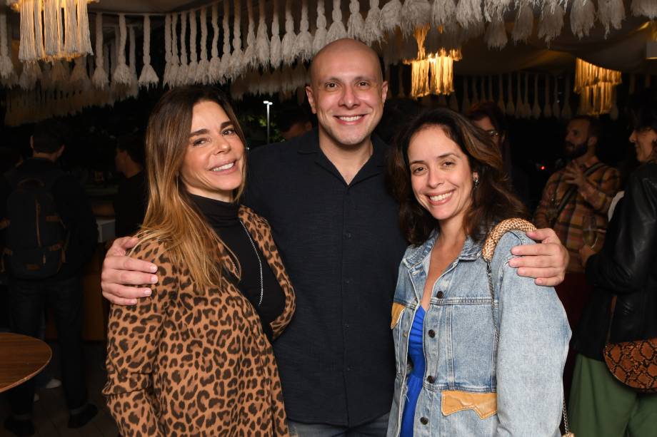 Encontros Veja Rio: personalidades da cidade s&atilde;o reunidas em evento animado no Tropik