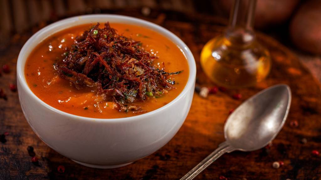 O inverno chegou: sopas e caldos abrilhantam menus de restaurantes do Rio