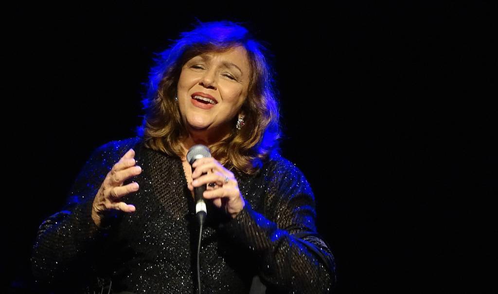 Tipo matinê: Teatro Prudential exalta ícones da MPB em sessões vespertinas