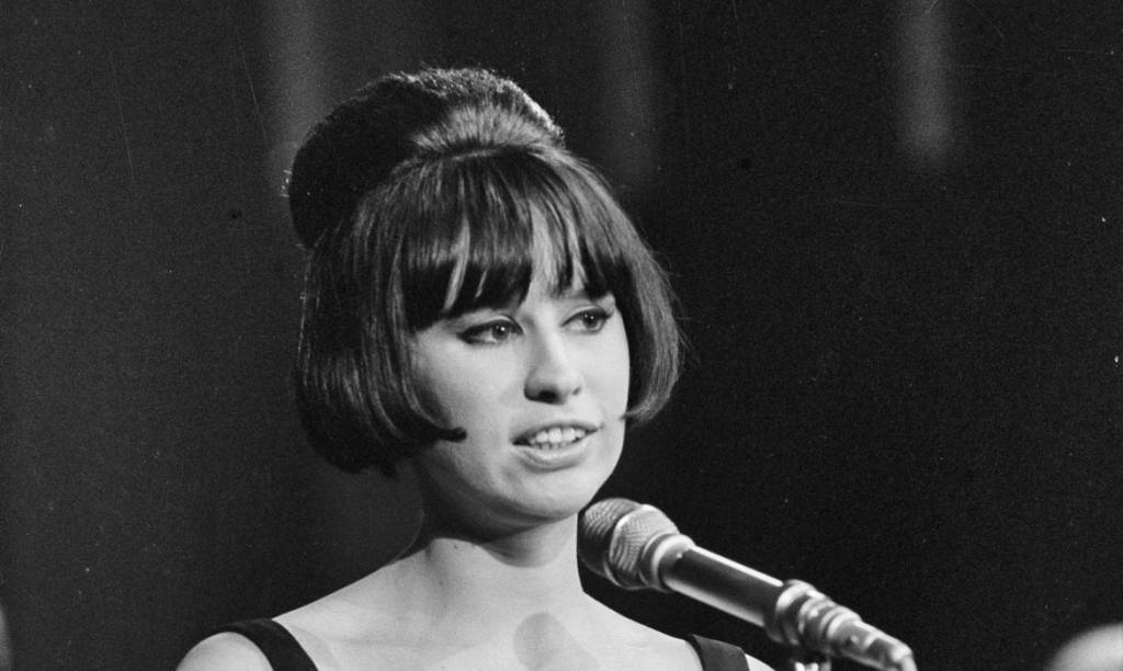 Quem foi Astrud Gilberto, ícone da Bossa Nova que morreu aos 83 anos