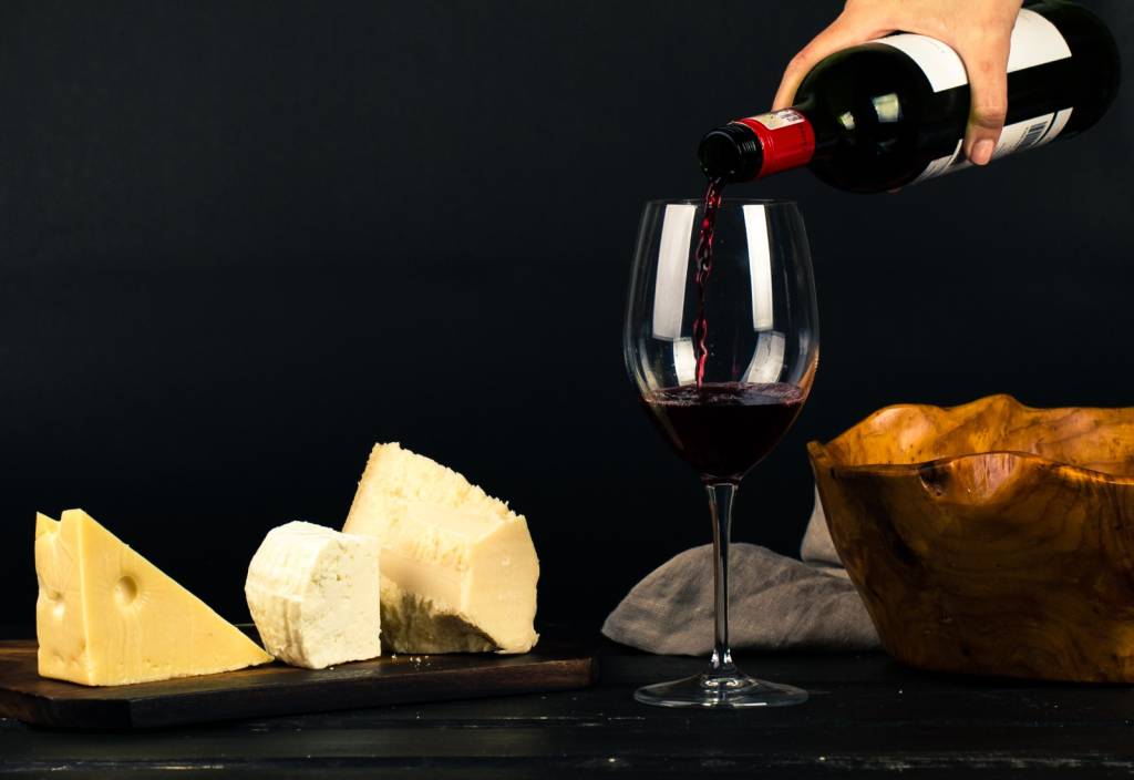 Brinde do bem: degustação de vinho na Barra terá 100% da renda doada ao RS