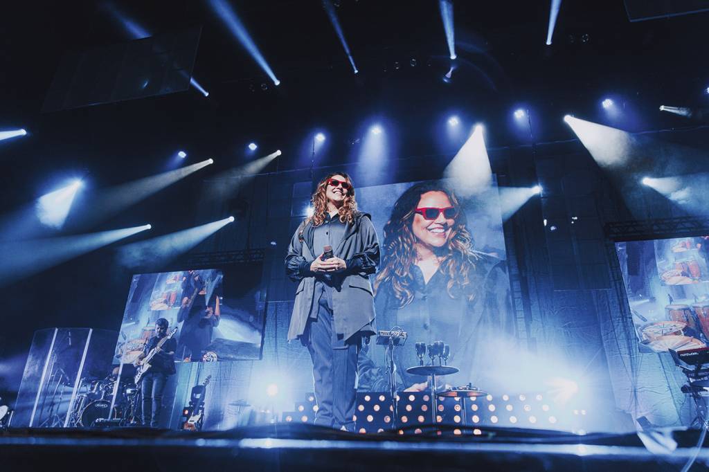 Agenda de shows tem tributo a Elvis e homenagem de Ana Carolina a Cássia