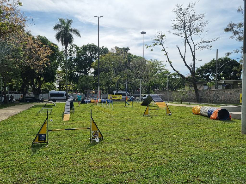 Alô, pais de pet! Glória ganha parcão, pedido antigo dos moradores