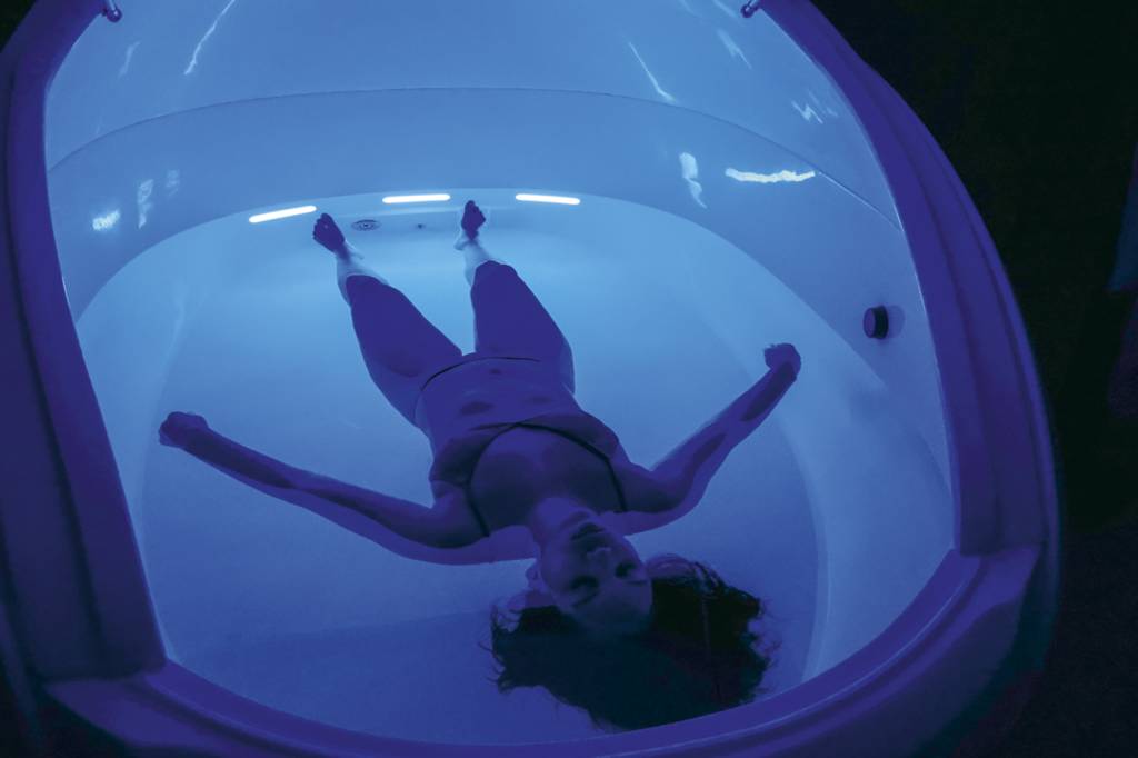 O que é ‘flutuação’, terapia que ganhou centro especializado no Rio