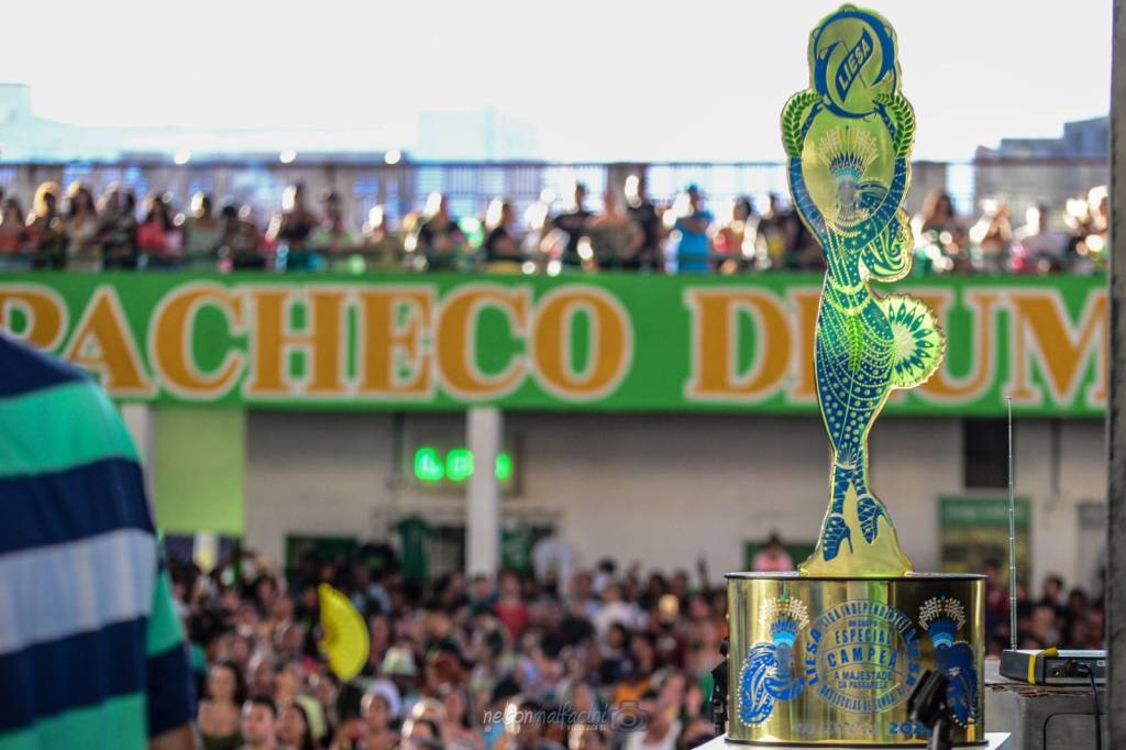 Imperatriz Leopoldinense reinaugura quadra e apresenta sambas para 2024