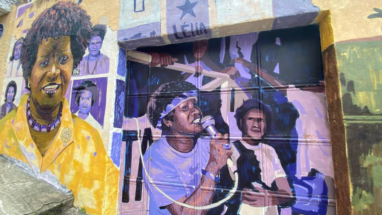 negro-muro-circuito-igualdade-racial