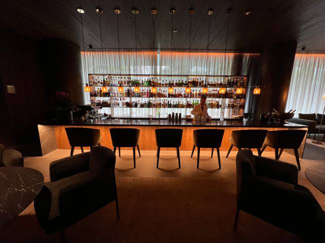 O charmoso bar do lobby Fasano Itaim