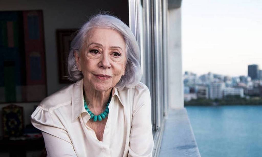 Por que Fernanda Montenegro, aos 94 anos, está em pé de guerra com vizinho