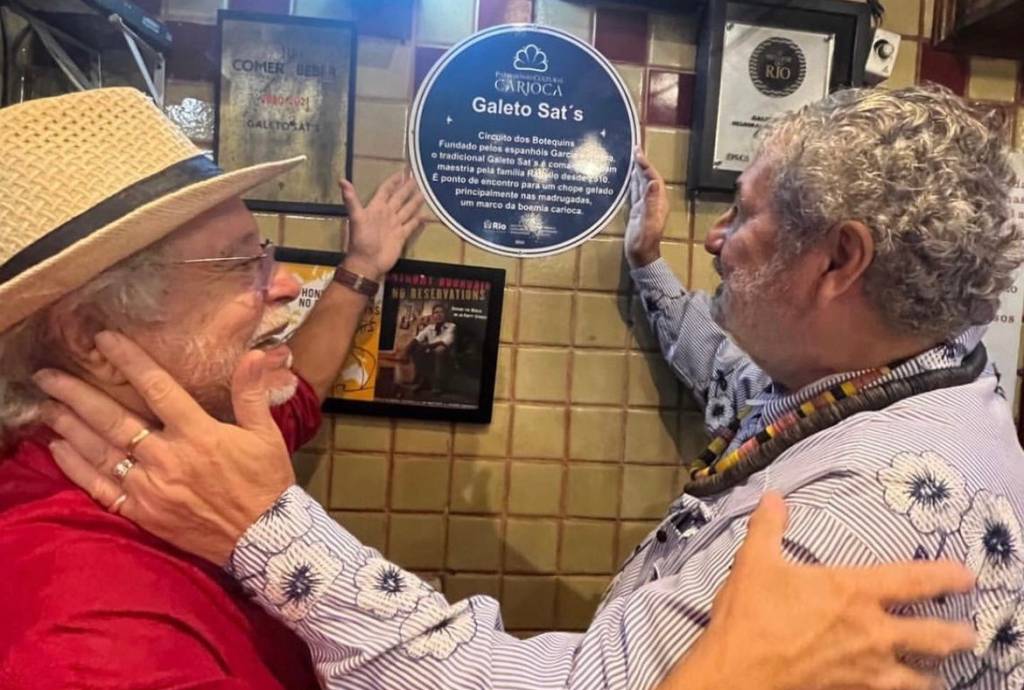 É comendador! Dono do Galeto Sat’s ganha homenagem na Câmara de Vereadores