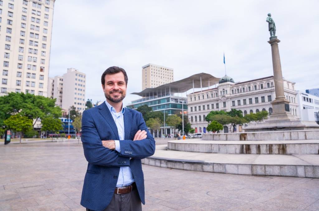 “Desburocratizar é derrubar os muros”, diz secretário municipal