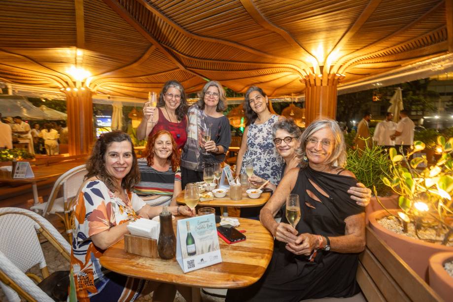 Encontros Veja Rio: convidados reunidos no beach club Sel d'Ipanema