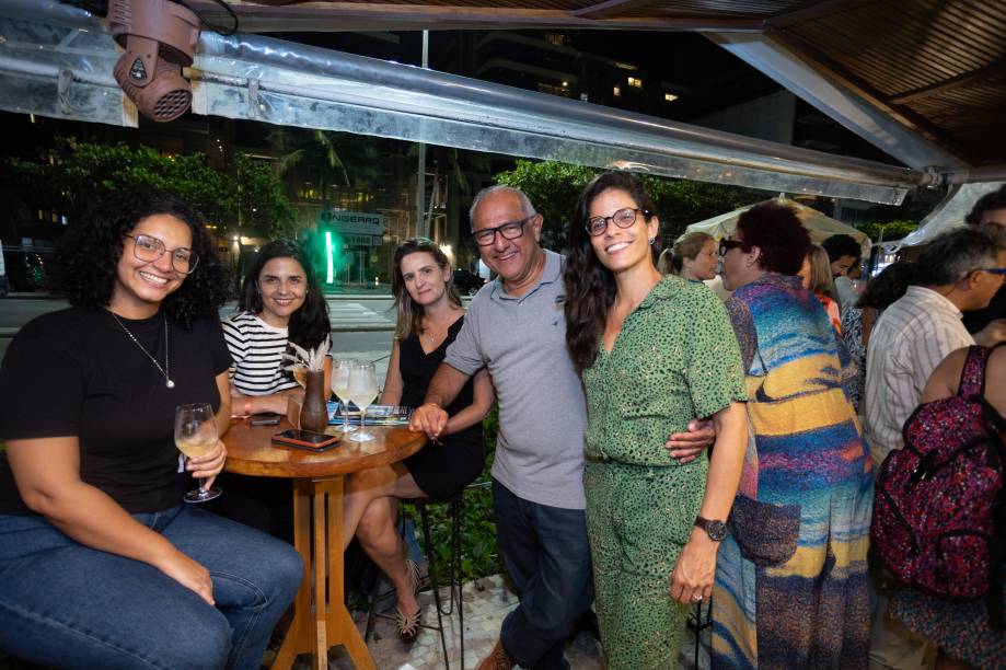 Encontros Veja Rio: convidados reunidos no beach club Sel d'Ipanema