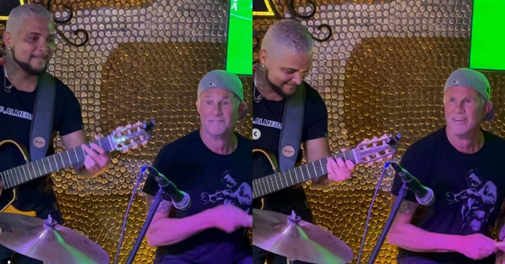 Que momento! Baterista do Red Hot Chili Peppers toca Legião em bar carioca