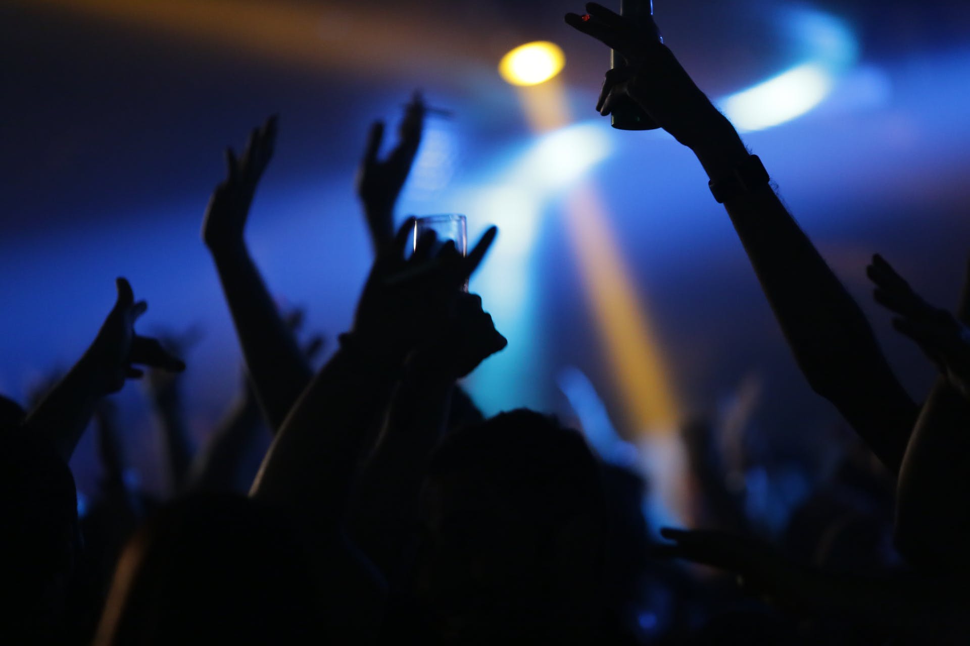 Alô, 35+! As últimas festas do ano para o público “mais velho” e exigente