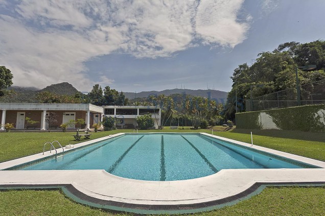 Mansão no Leblon: piscina semi-olímpica com vista privilegiada Mansão no Leblon: piscina semi-olímpica com vista privilegiada