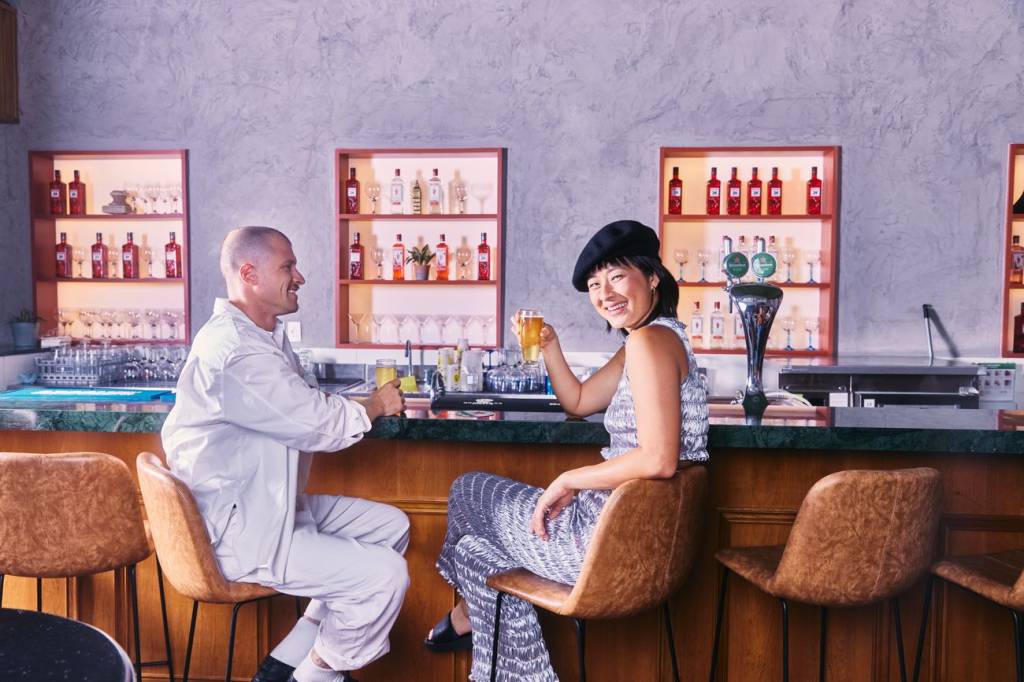 Aplicativo na vida real: como é a festa da paquera organizada pelo Tinder