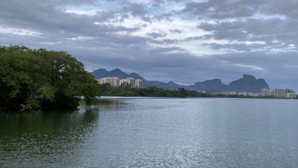 Como funciona a dragagem de resíduos nas lagoas da Zona Oeste