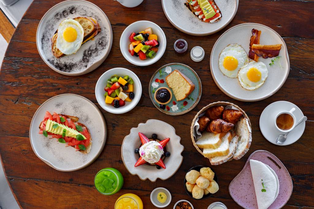 A gastronomia merece destaque com caf&eacute; da manh&atilde; em sistema &agrave; la carte
