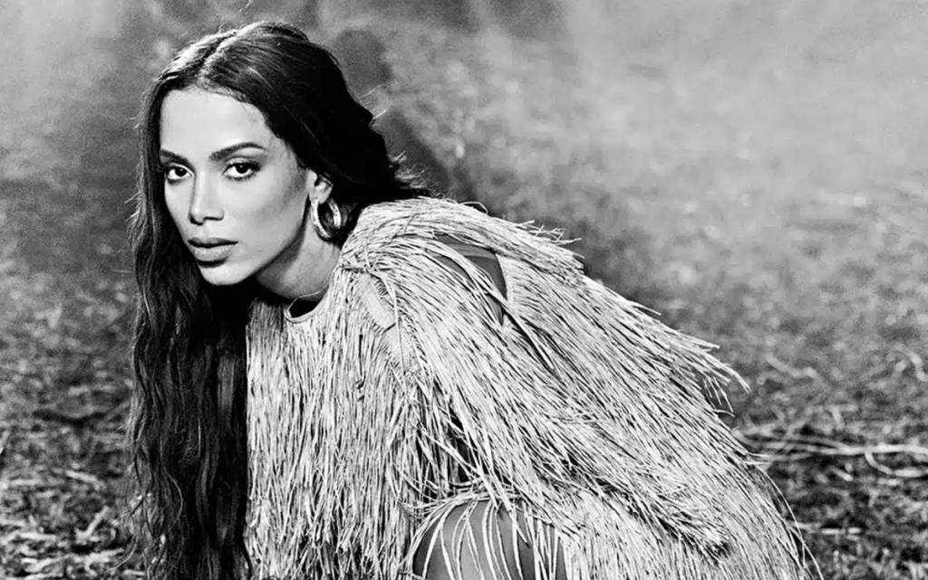 Anitta assina samba com Estêvão Ciavatta e Miguel Pinto Guimarães