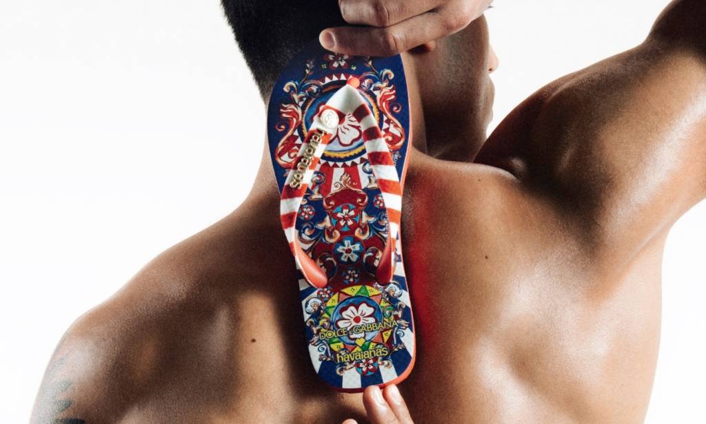 Objeto de desejo: Conheça a collab da Havaianas com Dolce&Gabbana
