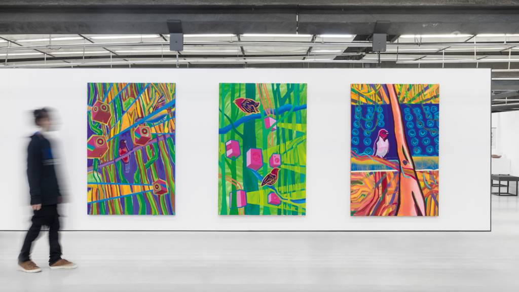 MAC Niterói recebe mostra coletiva que faz uma ode às cores