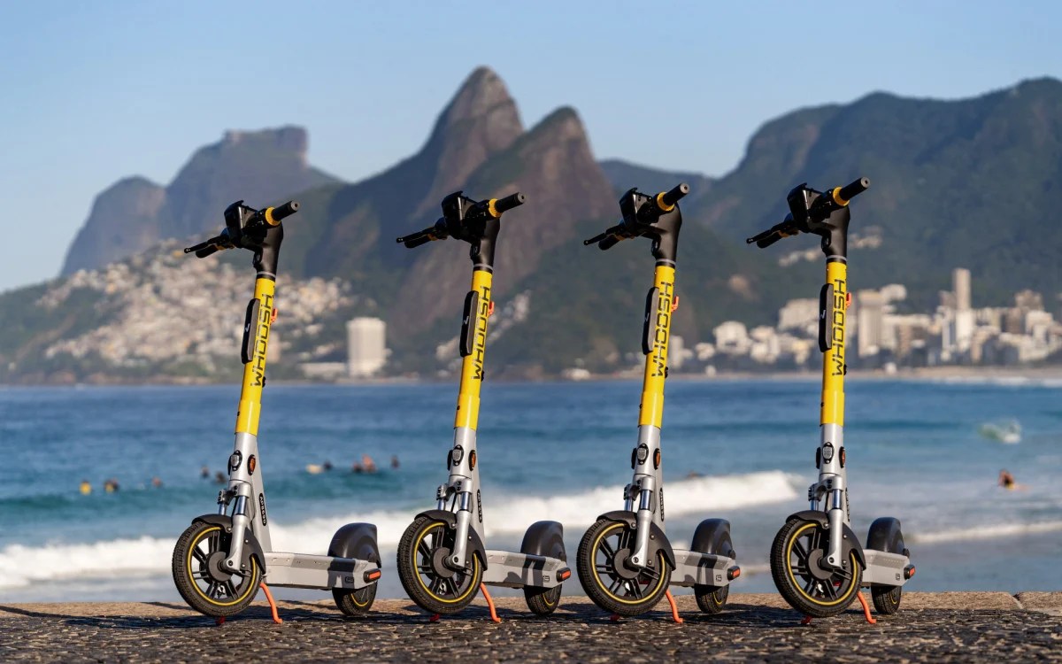 Patinetes elétricas para compartilhamento chegam ao Centro do Rio