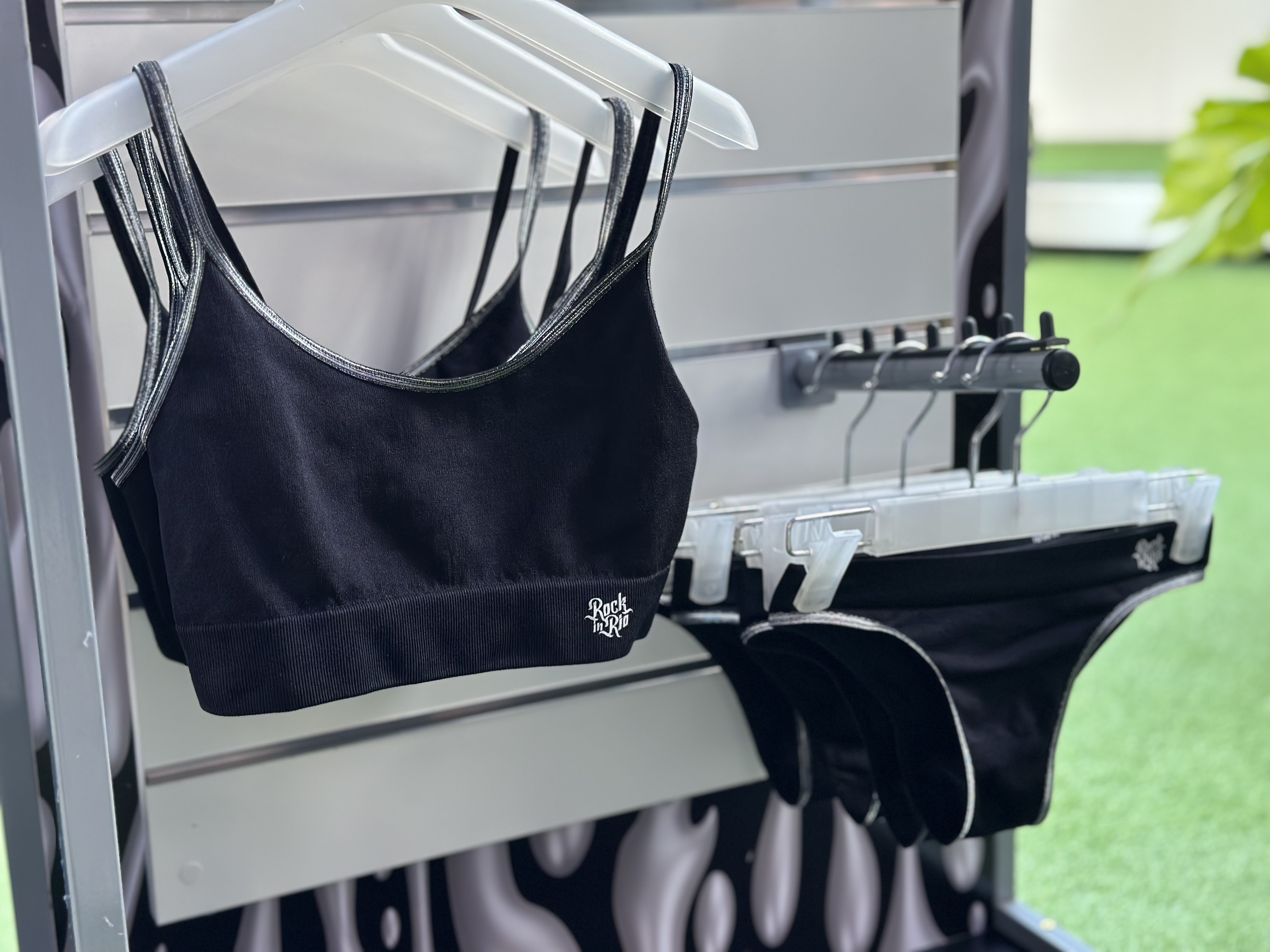 Lupo tem linha de roupas &iacute;ntimas com a logo do Rock in Rio