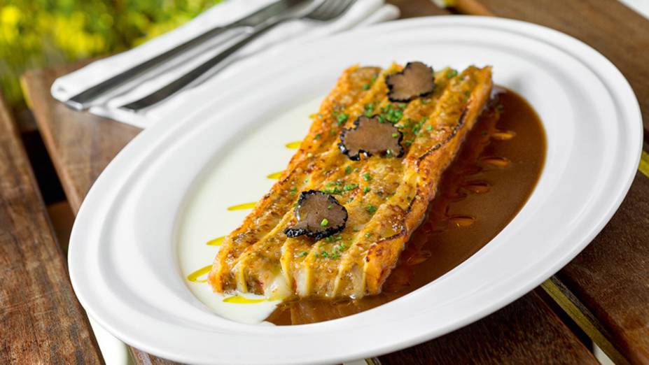 Ristorantino: lasanha é perfumada em trufas negras Ristorantino: lasanha é perfumada em trufas negras