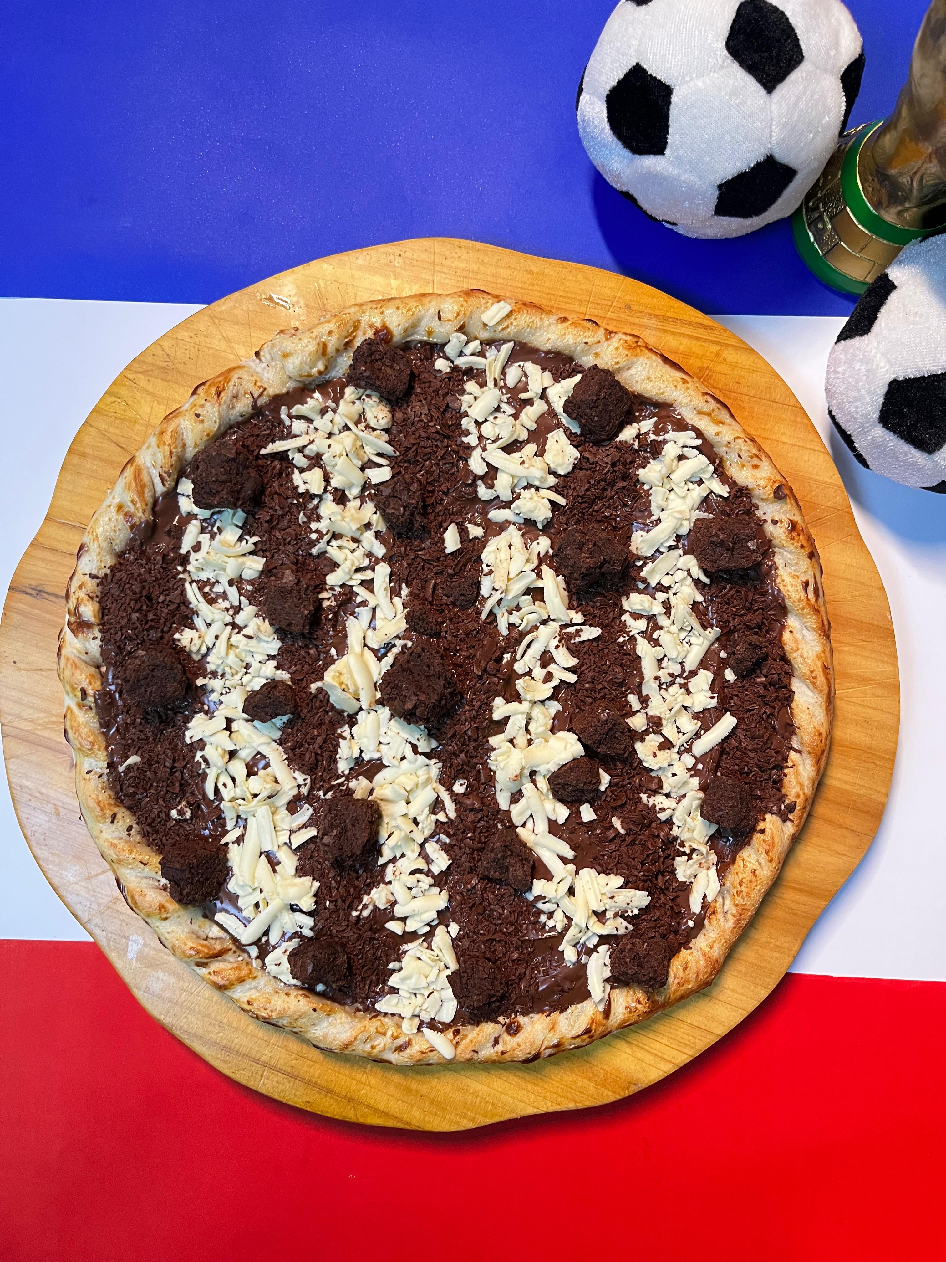 Oliver's: pizza com muito chocolate &eacute; homenagem &agrave; Fran&ccedil;a