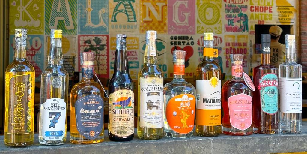 Novo quiosque do Othon em Copacabana, carta de cachaças no Kalango e mais