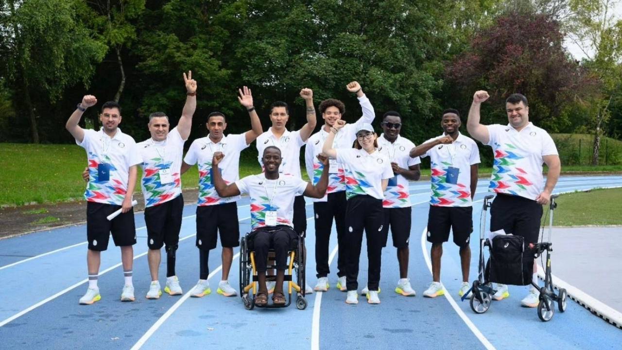Quem são os atletas da Equipe de Refugiados nos Jogos Paralímpicos Paris 2024