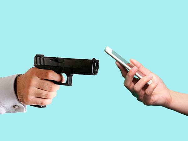 Os crimes mais registrados virtualmente pelas vítimas no Rio