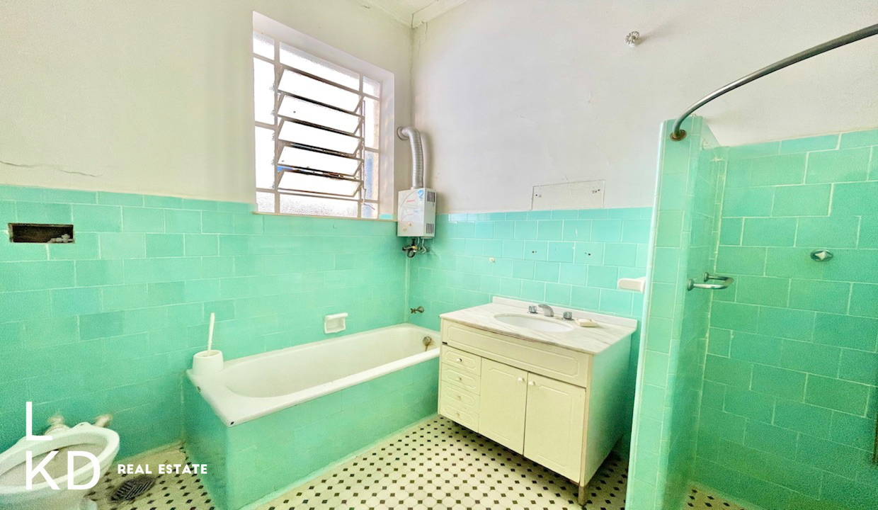 Casa em que viveu Vinicius de Moraes, na G&aacute;vea: &agrave; venda por 3,9 milh&otilde;es