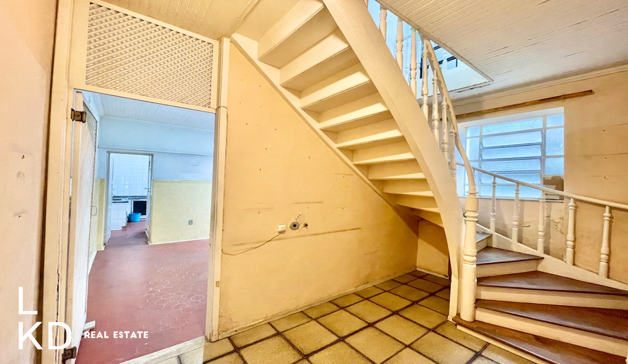 Casa em que viveu Vinicius de Moraes, na G&aacute;vea: &agrave; venda por 3,9 milh&otilde;es