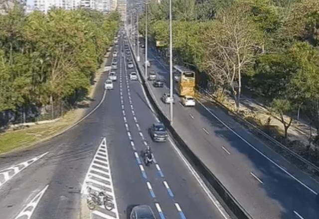 Motofaixa da Lagoa-Barra não tem autorização de órgão nacional de trânsito