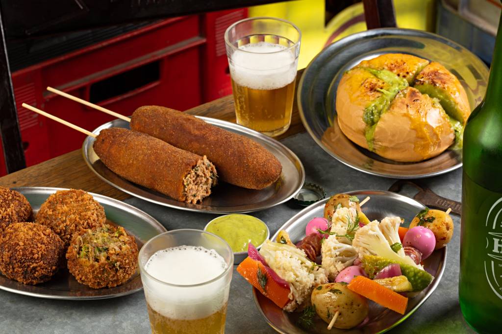 Radar boêmio tem encontro de botecos em Copacabana, aniversário e mais