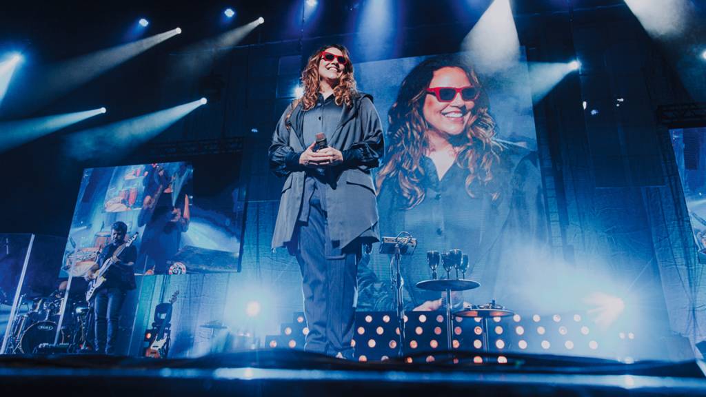 Na reta final da turnê, Ana Carolina traz tributo a Cássia Eller ao Rio