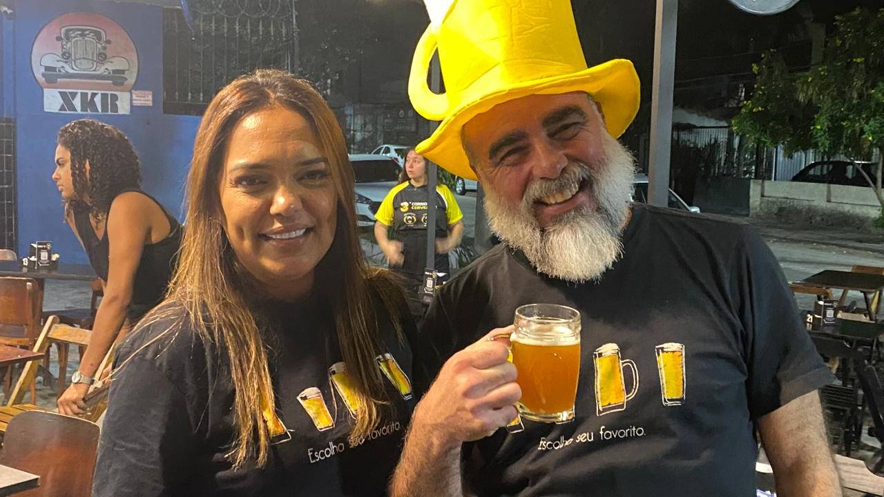Luiz e Lu, o casal que está à frente do Quiosque do Luiz, na Ribeira.