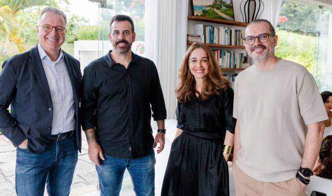1 Alvin Rauh Neto Andre Rodrigues Angelica Rodrigues e Marcio Luiz Bertoldi_BR0716