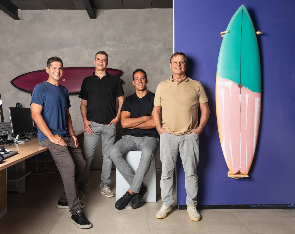 A13A2317 (1) (1) Mauricio Feldman, Ricardo Laureano, Luis Felipe Magon e Ian Dubugras, sócios da Brasil Surfe Clube.