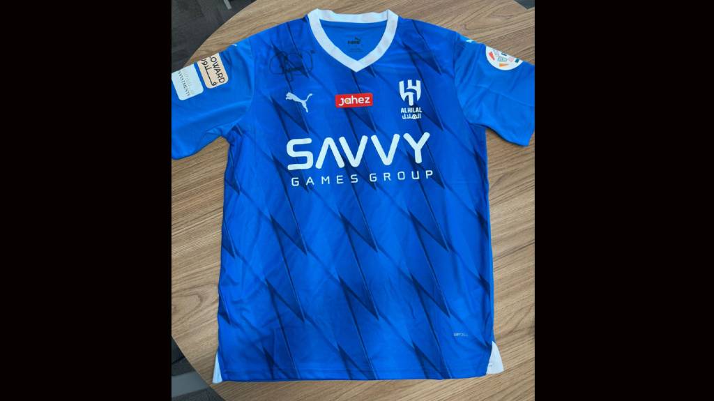 Leilão Gerando Falcões: de camiseta autografada por Neymar a BYD blindado