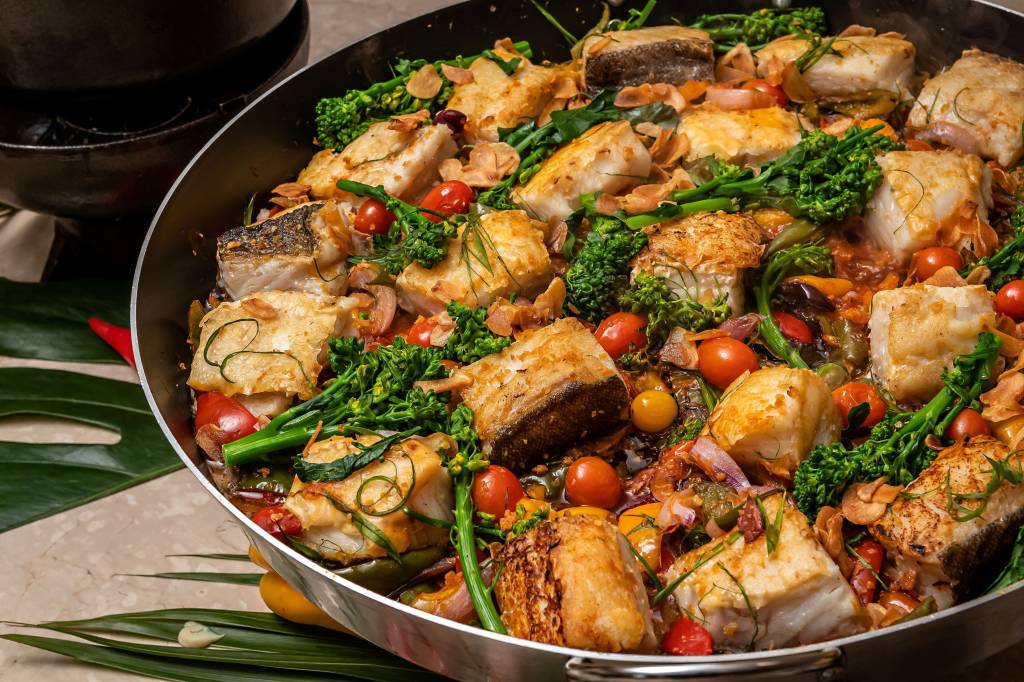 bacalhau grelhado com brocólis – Wagner Assis bacalhau grelhado com brocólis – Wagner Assis