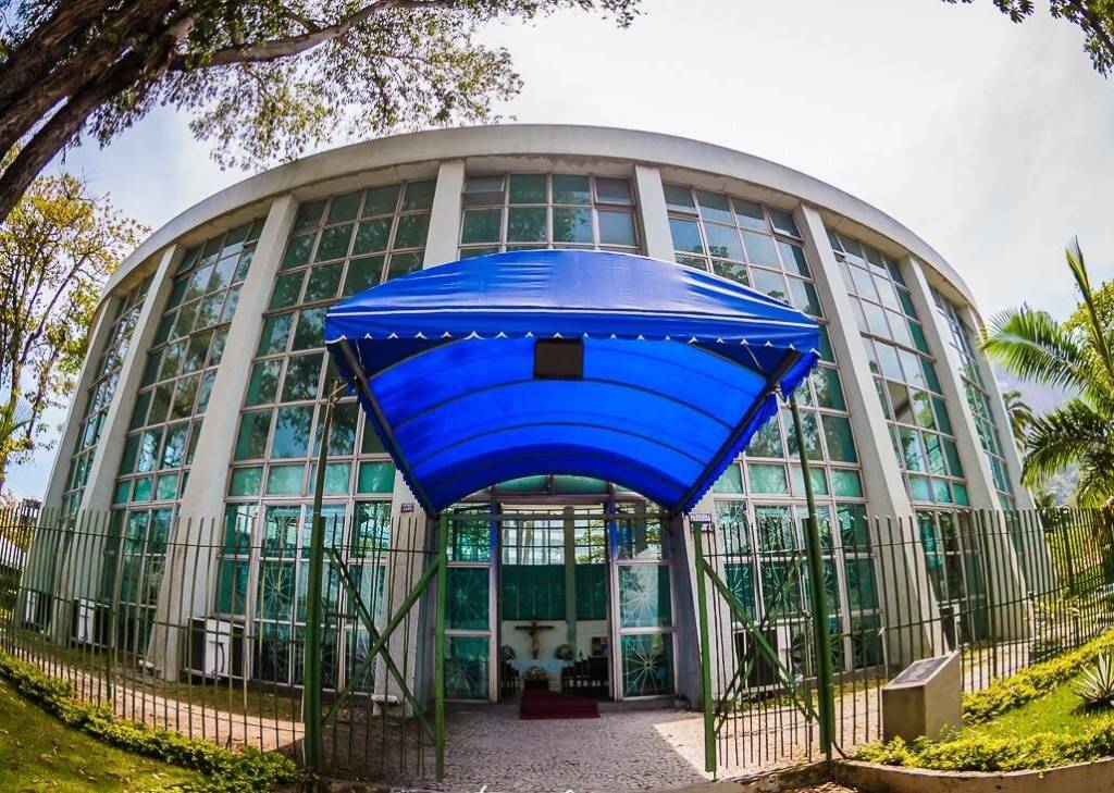 Mães solo ganham ceia de Natal depois da Missa do Galo, na Lagoa