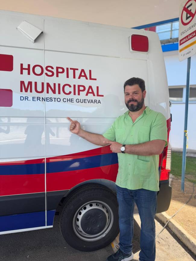 Fidel Antonio Castro Smirnov na inauguração do Hospital Municipal Ernesto Che Guevara em Maricá, RJ