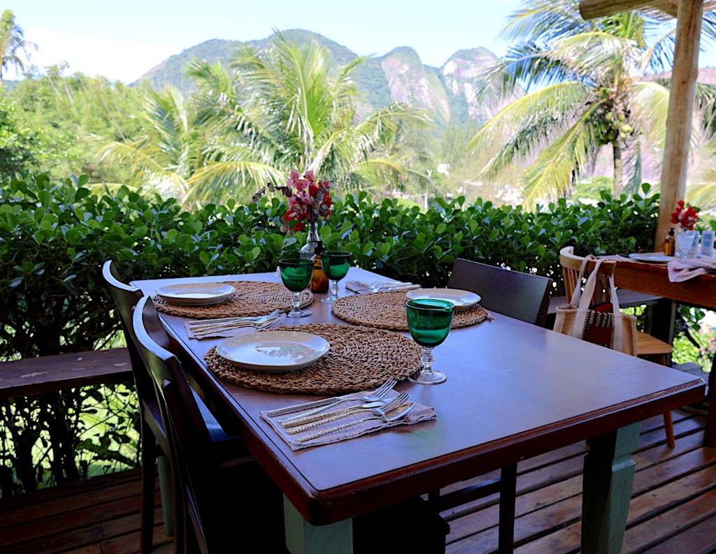 Um restaurante no paraíso