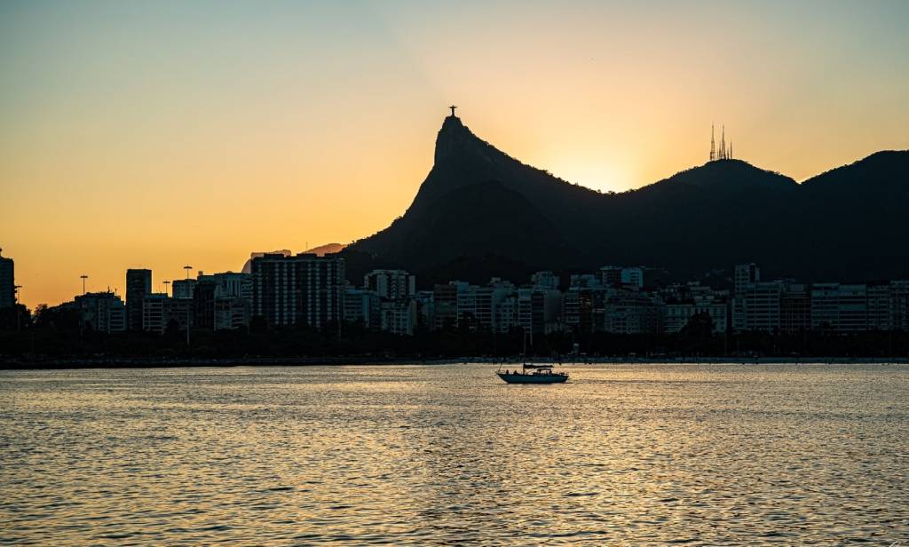 Feriados de 2025 injetarão R$ 2,6 bilhões na economia do Rio