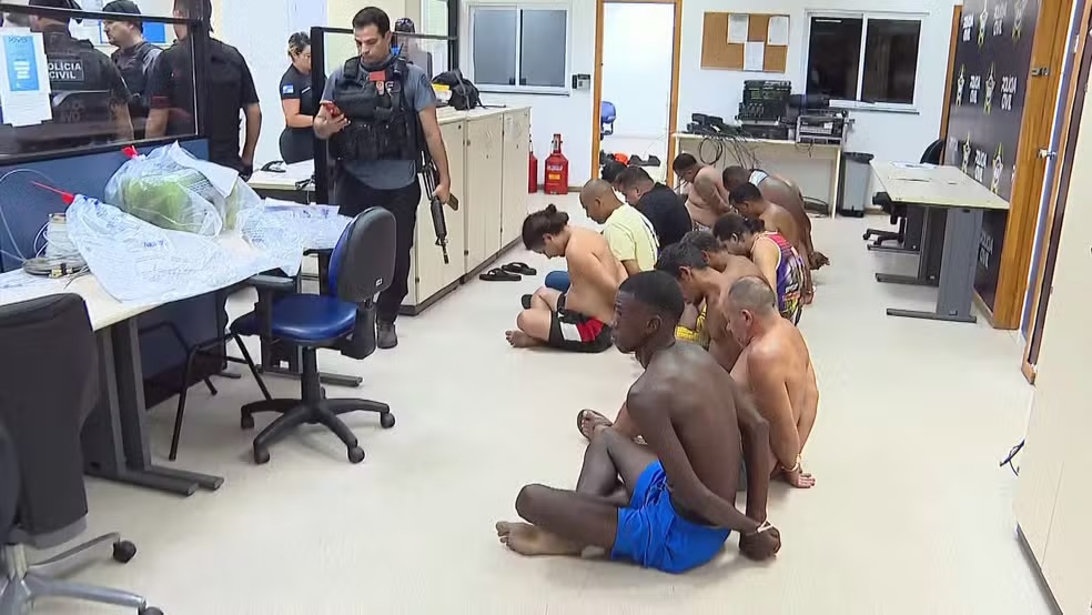 Como agia quadrilha que roubava celulares e ameaçava donos de aparelhos