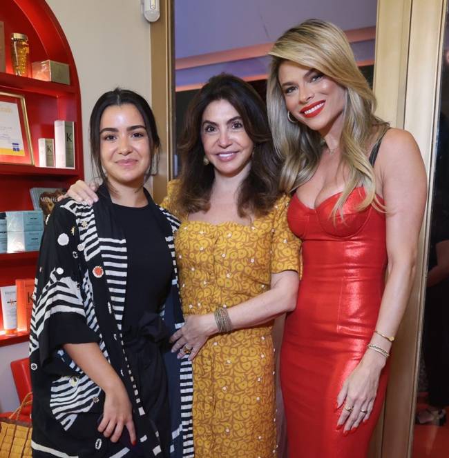 2 Teresa Lacerda, Ana Cecilia Magalhães Lins e Michele Pin