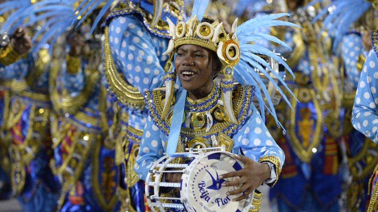 beija-flor-escola-de-samba