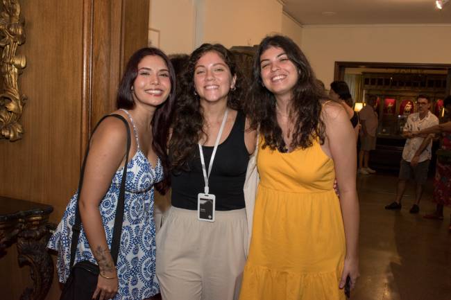 Camila de Oliveira, Jessica Ferreira e Vitoria Molina